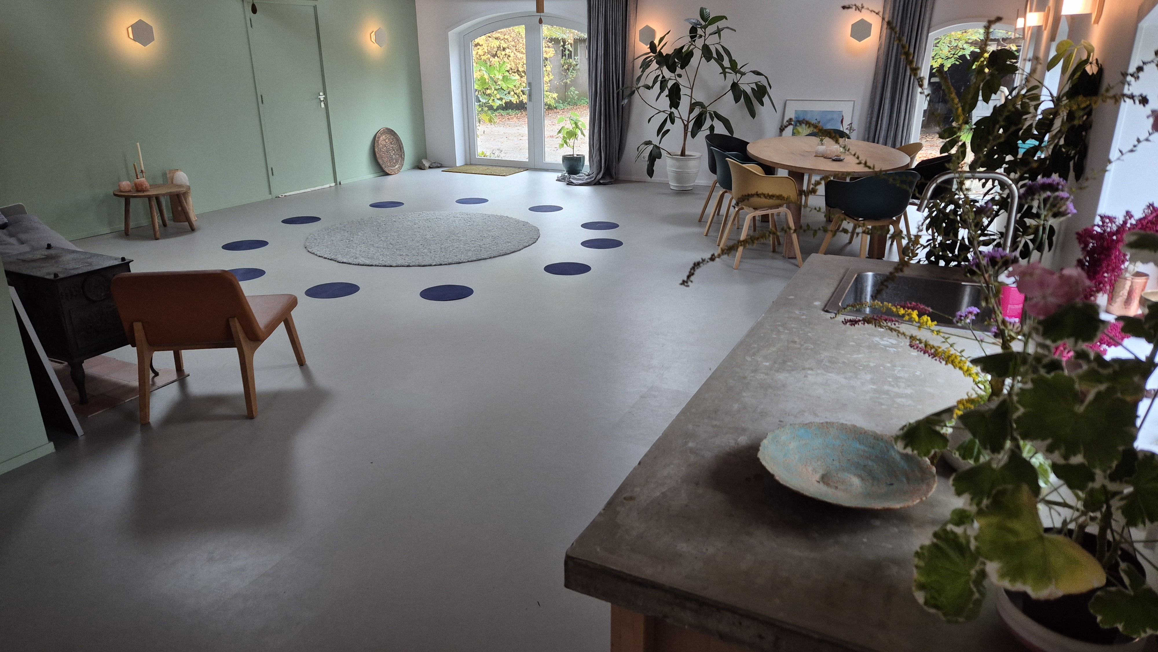 Ruimte gezien vanuit de keuken